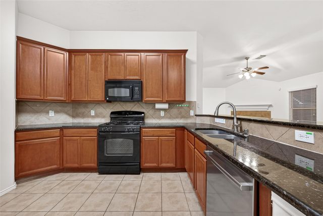 20634 Sapphire Lake Road, Richmond, TX 77407