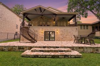 327 Meadowlakes DR, Meadowlakes, TX 78654