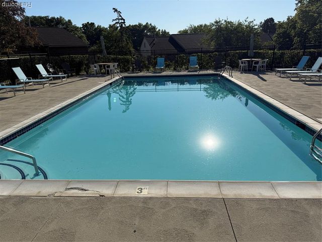314 Spring Brooke Drive 7, Brighton, MI 48116