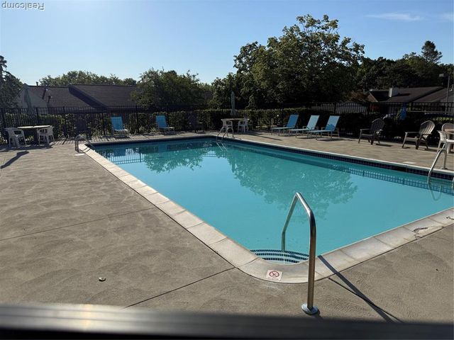314 Spring Brooke Drive 7, Brighton, MI 48116