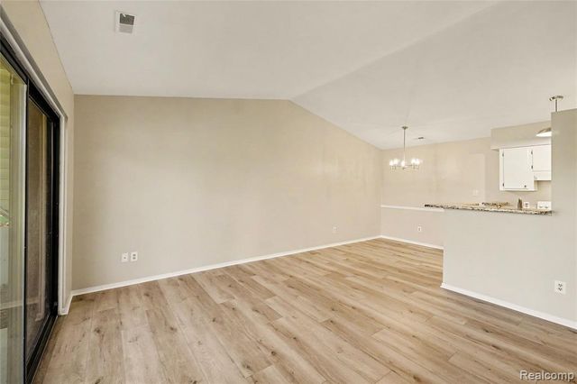 314 Spring Brooke Drive 7, Brighton, MI 48116