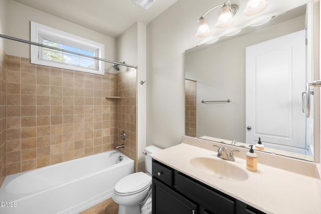 7029 Hasentree Way, Wake Forest, NC 27587