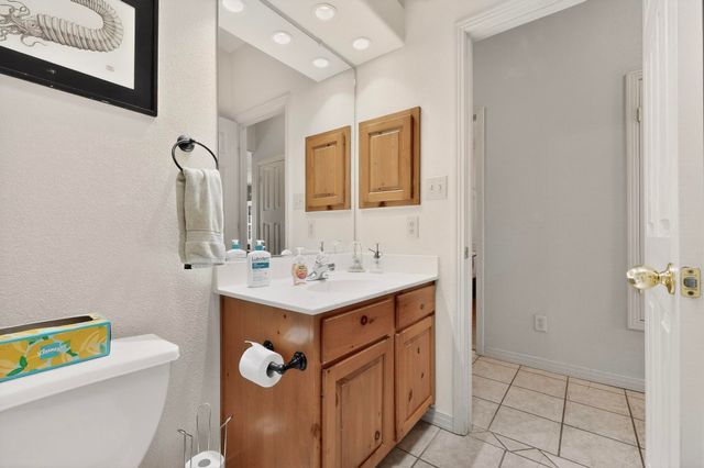 5024 Mirador Drive NW, Albuquerque, NM 87120