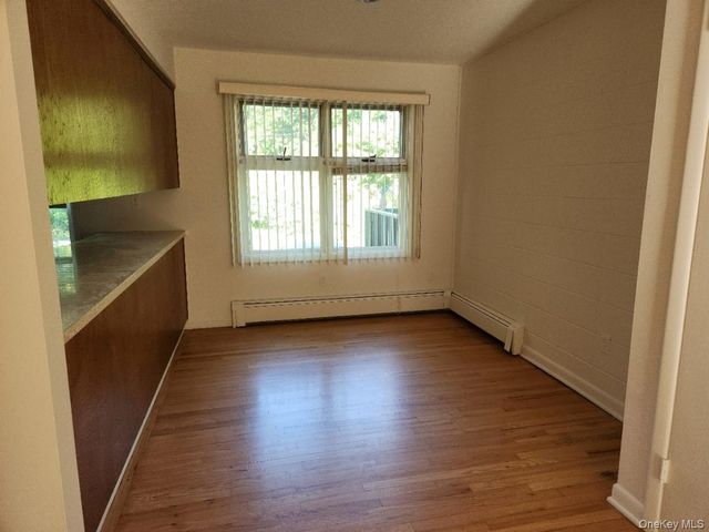 20 Locust Street 1B, Warwick, NY 10990
