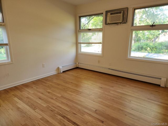20 Locust Street 1B, Warwick, NY 10990