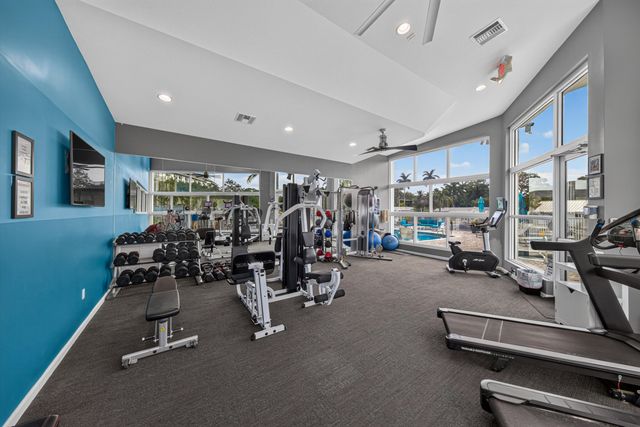2900 NE 12th Terrace 22, Oakland Park, FL 33334