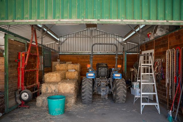 3206 Gillam Rd, Valley Springs, CA 95252