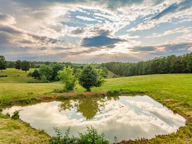331 Christopher Ln, Lawrenceburg, TN 38464