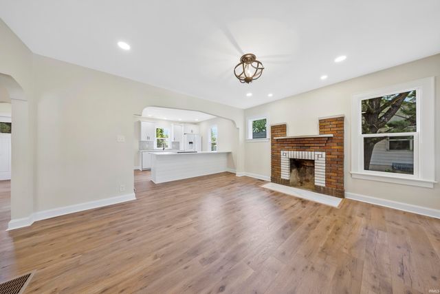 2117 E Virginia Street, Evansville, IN 47711