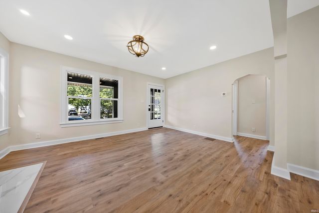 2117 E Virginia Street, Evansville, IN 47711