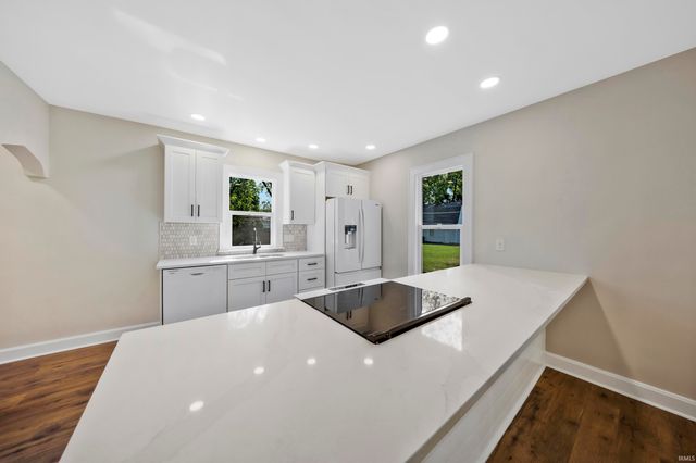 2117 E Virginia Street, Evansville, IN 47711