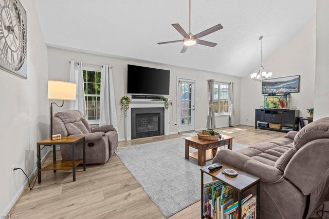 786 Michelle DR, Newport News, VA 23601
