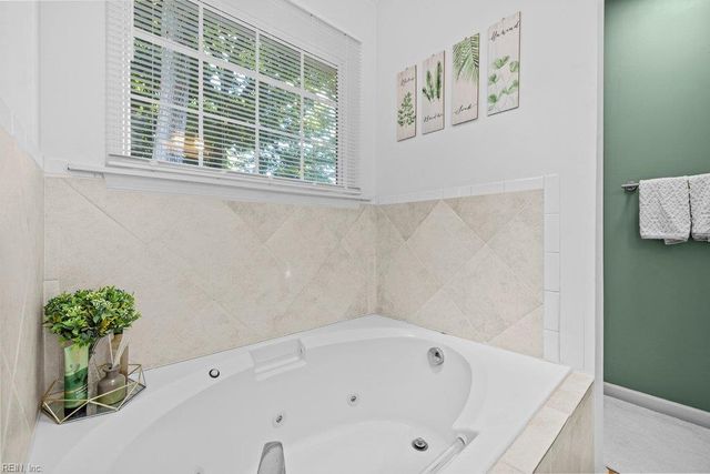 786 Michelle DR, Newport News, VA 23601