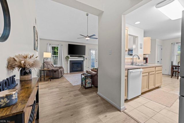 786 Michelle DR, Newport News, VA 23601
