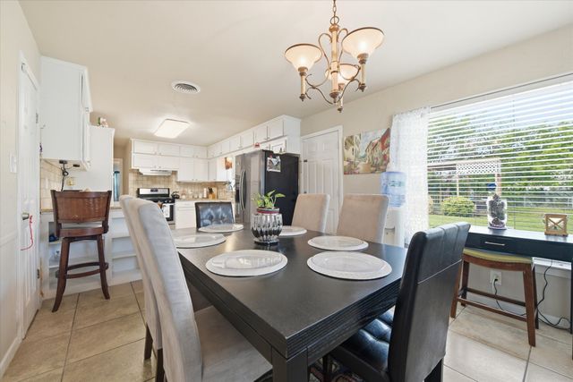 3559 Paramount Street, North Richland Hills, TX 76117