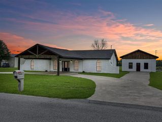 2822 Wilson Drive, Lake Charles, LA 70607