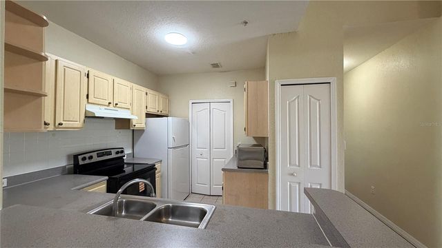 2537 MAITLAND CROSSING WAY 303, Orlando, FL 32810
