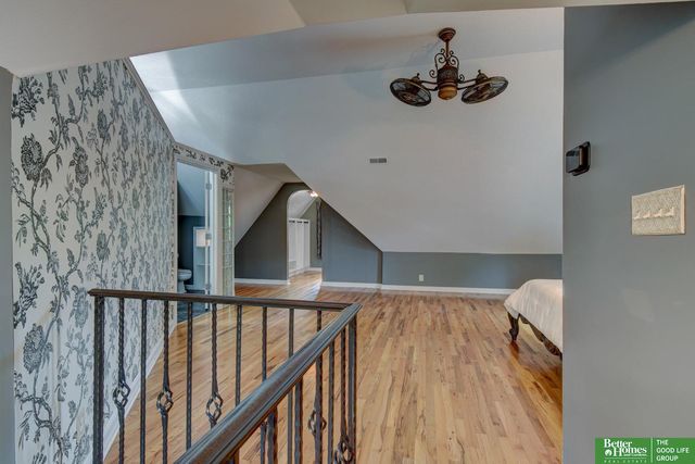 2619 N 52nd Street, Omaha, NE 68104