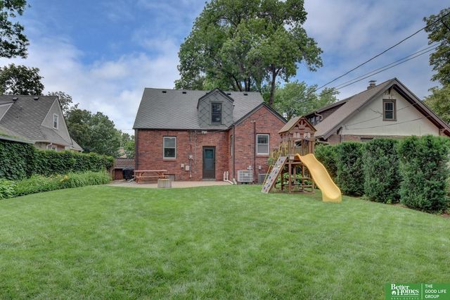 2619 N 52nd Street, Omaha, NE 68104