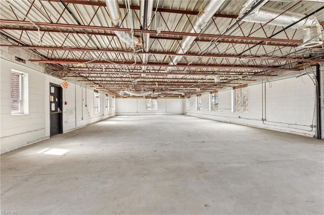 9302 Warwick BLVD, Newport News, VA 23601