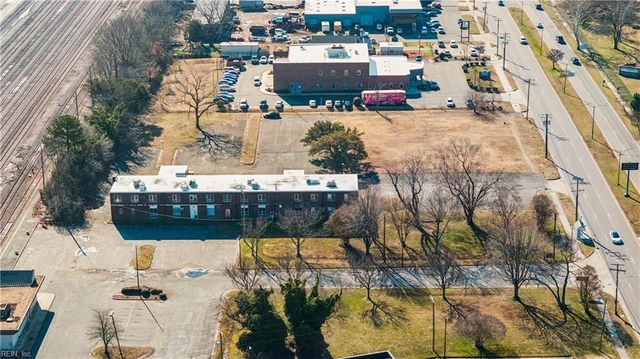 9302 Warwick BLVD, Newport News, VA 23601