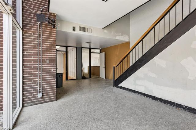 9302 Warwick BLVD, Newport News, VA 23601