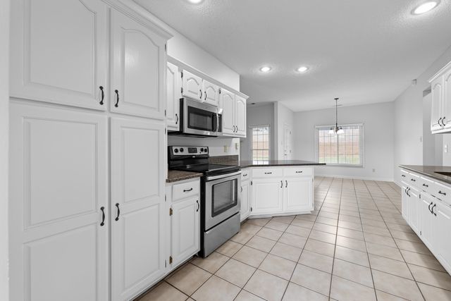 638 LANDING PARTY LN, Collierville, TN 38017