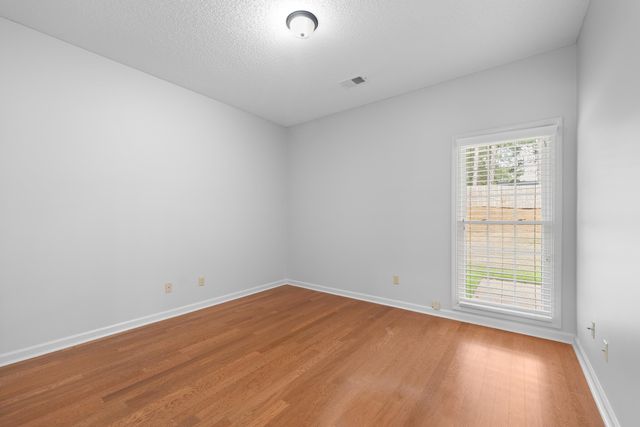 638 LANDING PARTY LN, Collierville, TN 38017