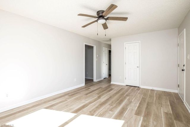 3003 E Wendover Avenue, Greensboro, NC 27405