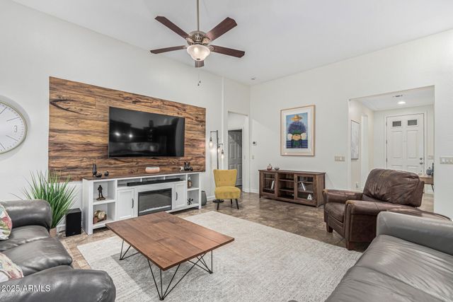 4643 W AZTEC Drive, Eloy, AZ 85131