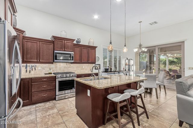 4643 W AZTEC Drive, Eloy, AZ 85131