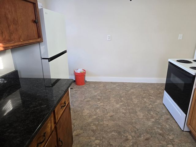 79 Wilson Ave 3, Framingham, MA 01702