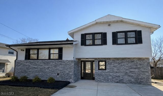 306 Cambridge Rd, Cherry Hill Twp., NJ 08034