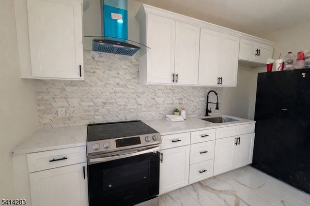 306 Cambridge Rd, Cherry Hill Twp., NJ 08034