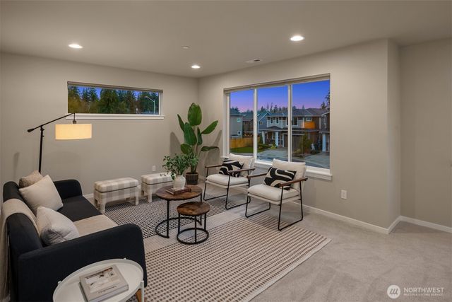 18627 Meridian Place W, Bothell, WA 98012