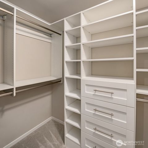 18627 Meridian Place W, Bothell, WA 98012