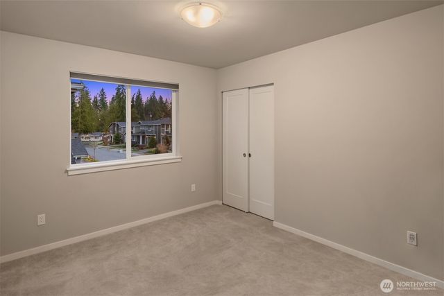 18627 Meridian Place W, Bothell, WA 98012