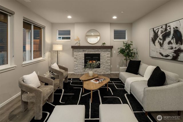 18627 Meridian Place W, Bothell, WA 98012