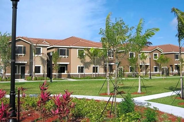 22831 SW 88 PL 205, Cutler Bay, FL 33190