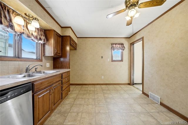 65 Hammerschmidt Avenue, Buffalo, NY 14210