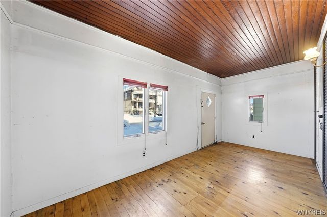 65 Hammerschmidt Avenue, Buffalo, NY 14210