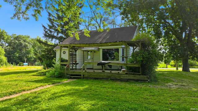 14527 Coldwater Road, Fort Wayne, IN 46845