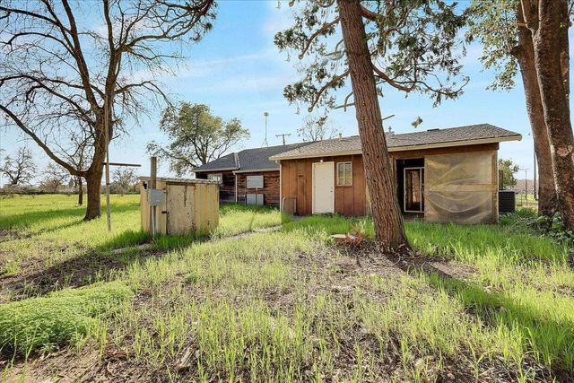 9631 Schroeder Rd, Live Oak, CA 95953