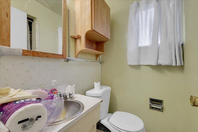 9631 Schroeder Rd, Live Oak, CA 95953