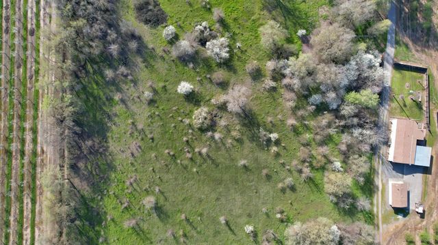 9631 Schroeder Rd, Live Oak, CA 95953