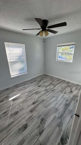 545 OAK DRIVE, Tavares, FL 32778