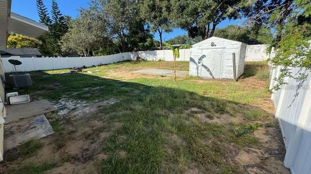 545 OAK DRIVE, Tavares, FL 32778