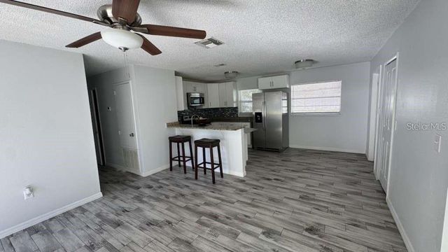 545 OAK DRIVE, Tavares, FL 32778