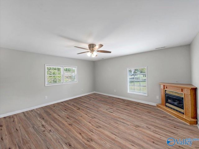 8264 Carpenter Lane, Athens, AL 35611