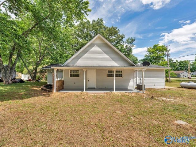 8264 Carpenter Lane, Athens, AL 35611